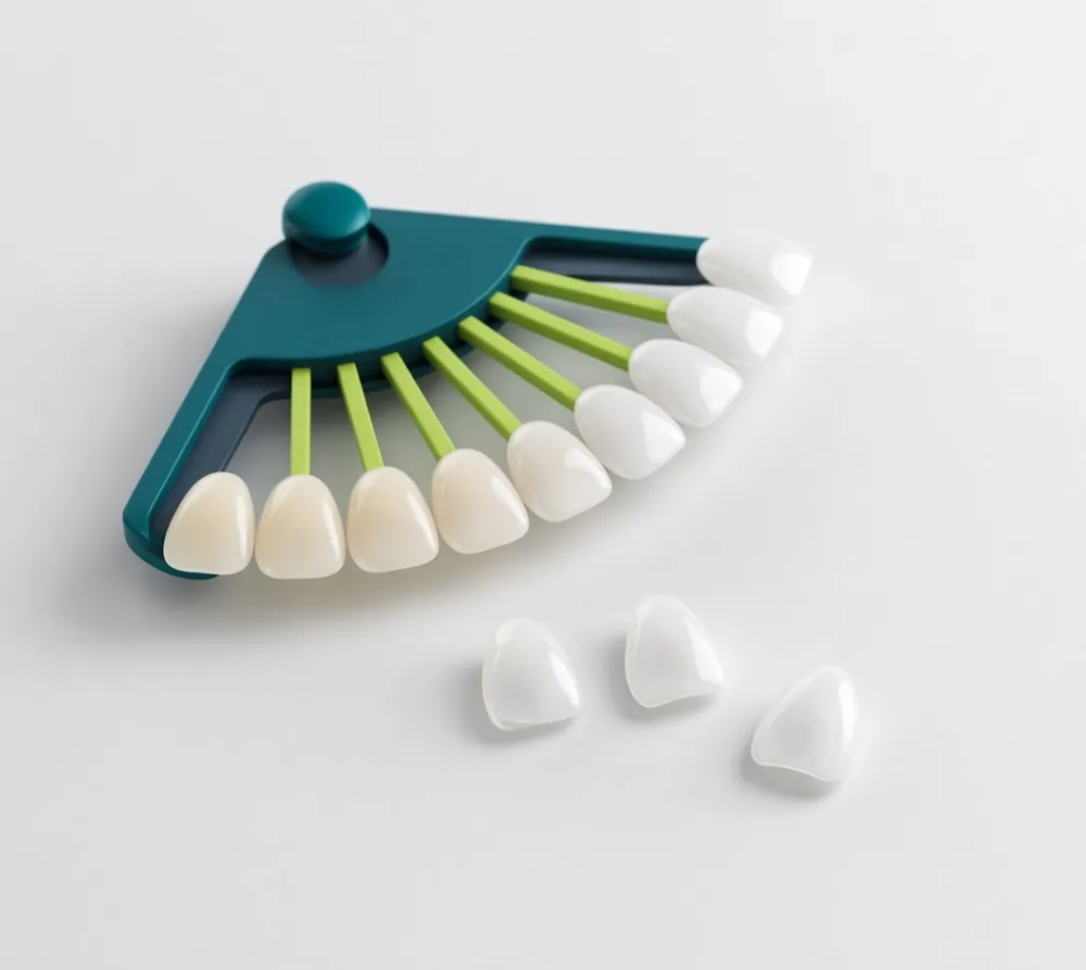Cosmetic dentistry, whitening and veneers in Pezhakkappilly